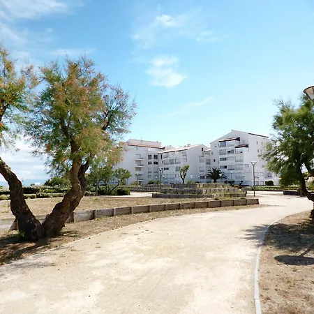 Les Cyclades-2 By Interhome