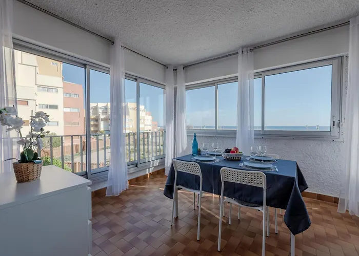 Appartement Les Cyclades-2 By Interhome