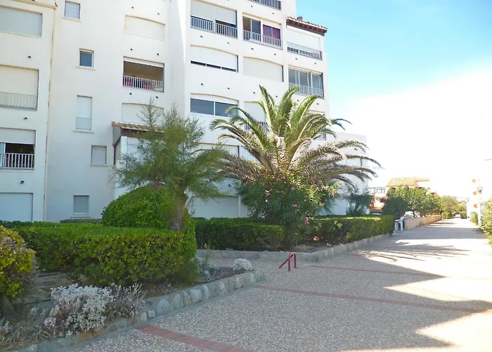 Appartement Les Cyclades-2 By Interhome