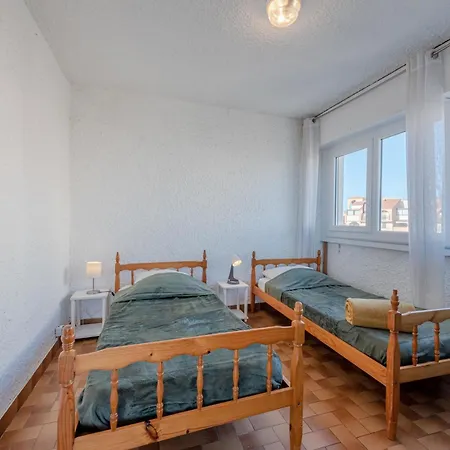 Les Cyclades-2 By Interhome * Leucate