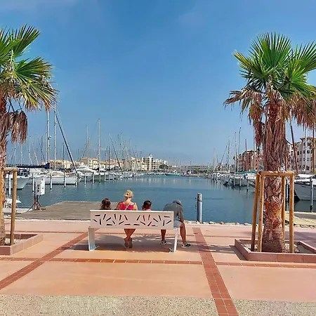 Les Cyclades-2 By Interhome